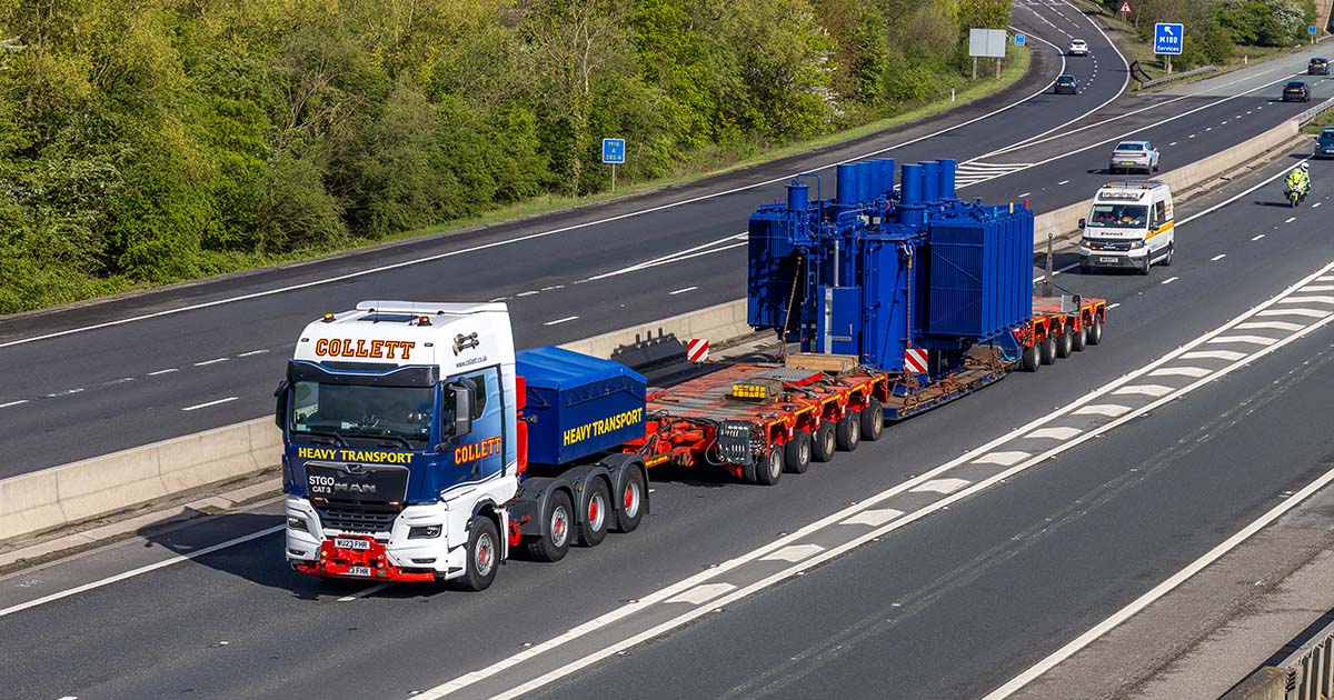 Heavy haulage convoy transporting transformer to Bicker Fen Substation